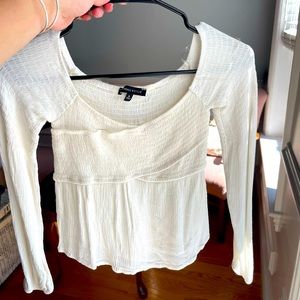 White long sleeve flowy top by Kendall & Kylie